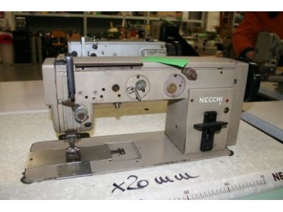 Necchi 977-101  usata Macchine da cucire