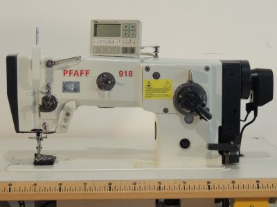 Pfaff 918-900-910-911  usata Macchine da cucire