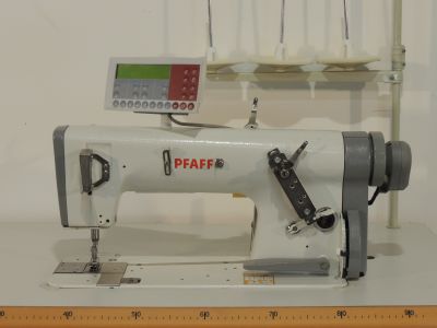 Pfaff 5483-814-900   usata Macchine da cucire