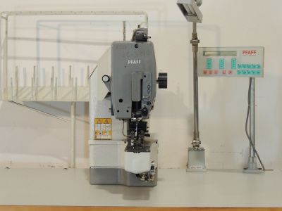 used PFAFF 3307-1-018 - Sewing