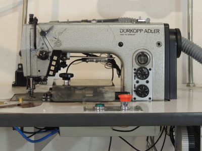 AMF-REECE 84-50-EP--DURKOPP-ADLER-  usata Macchine da cucire
