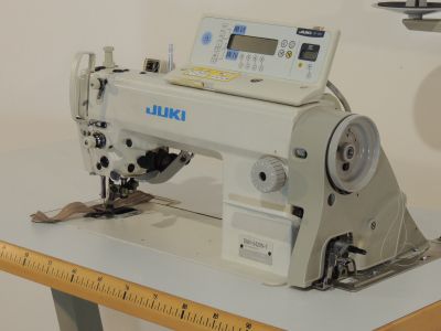 JUKI DMN-5420-N7  usata Macchine da cucire