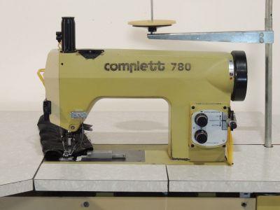 COMPLETT 780-NP  usata Macchine da cucire