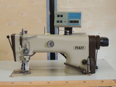 PFAFF 483-G-748-900  usata Macchine da cucire