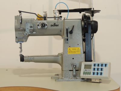 ADLER-69-373-PIPETTA  usata Macchine da cucire