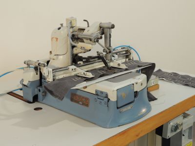 AMF-REECE S2-ISBH-INDEXTER  usata Macchine da cucire