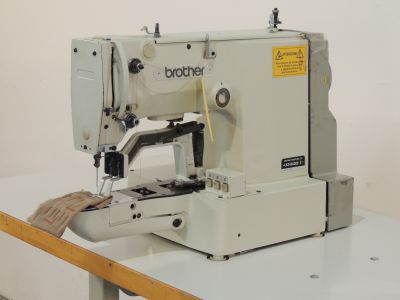 BROTHER LK3-B430E-2  usata Macchine da cucire