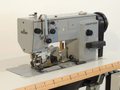 ADLER-467-AE-73  usata Macchine da cucire
