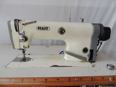 Pfaff 483-900  usata Macchine da cucire