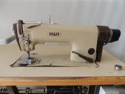 Pfaff 463-900  usata Macchine per cucire