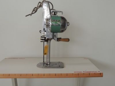 used wolf - Cutting Fusing Ironing