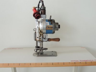 used Eastman 623 - Cutting Fusing Ironing