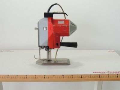 used KVS 700 - Cutting Fusing Ironing