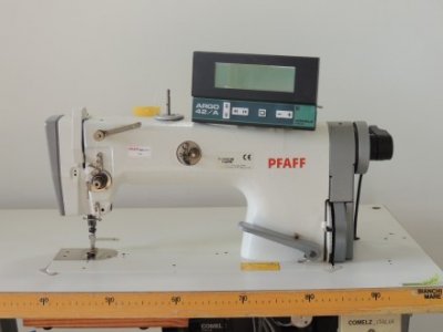 Pfaff 483-900-910-911  usata Macchine da cucire