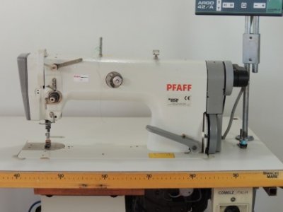 Pfaff 483-900-910-911  usata Macchine da cucire