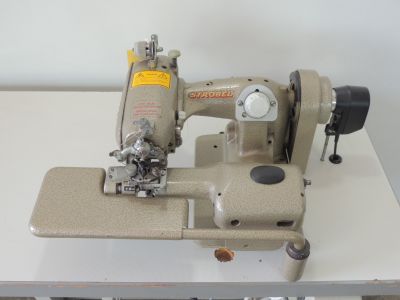 STROBEL 45-223  usata Macchine da cucire