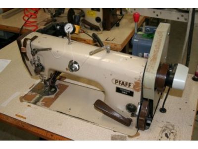 Pfaff 483-900 puller  usata Macchine da cucire